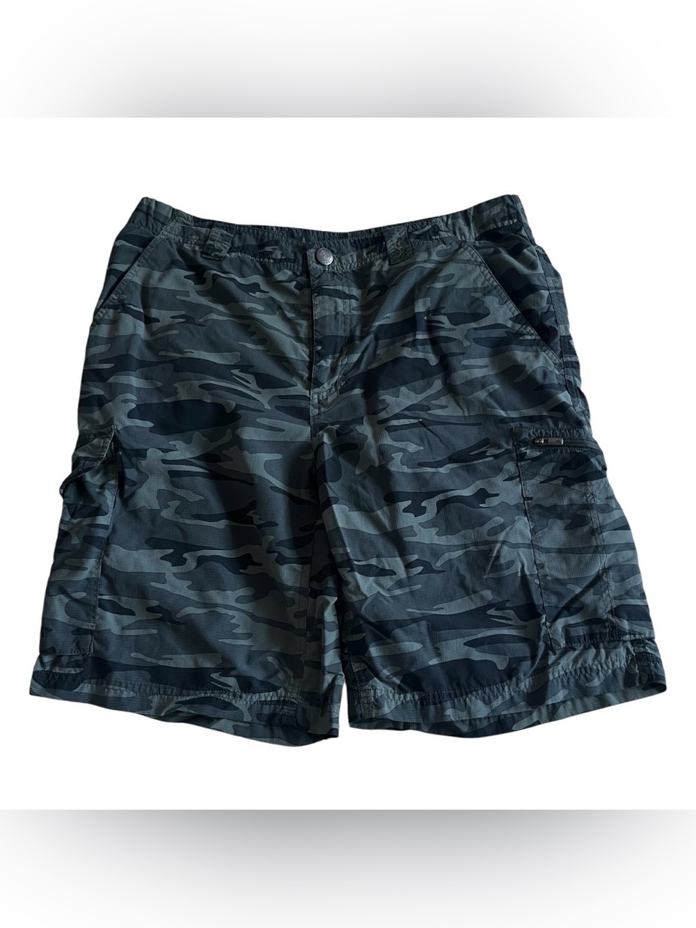 Columbia Omni-Shade Mens Camo Cargo Shorts 34W 10L Ripstop Hiking Fishing